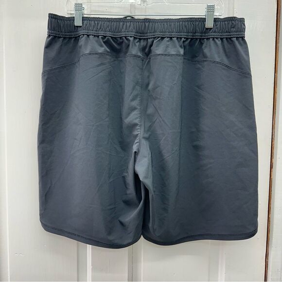 Lands' End black athletic shorts women's 14 drawstring in waistband - Picture 3 of 4